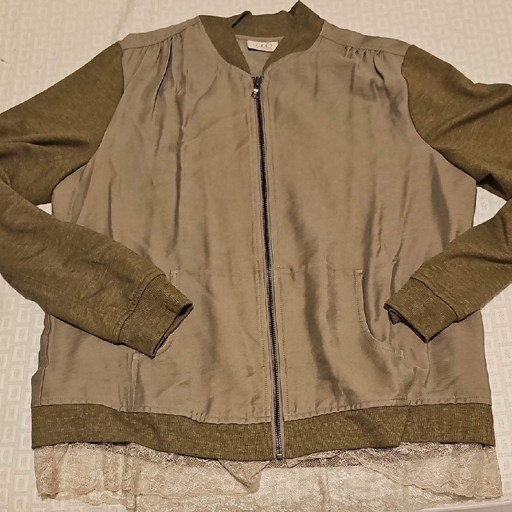 Bomber Jacket LOGO Lori Goldstein Khaki  Lace Size 6 Bohemian Shirt Zipper